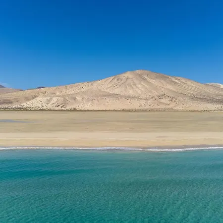 Home2book Comfy Casa Palomita, Terrace&pool 科拉雷侯